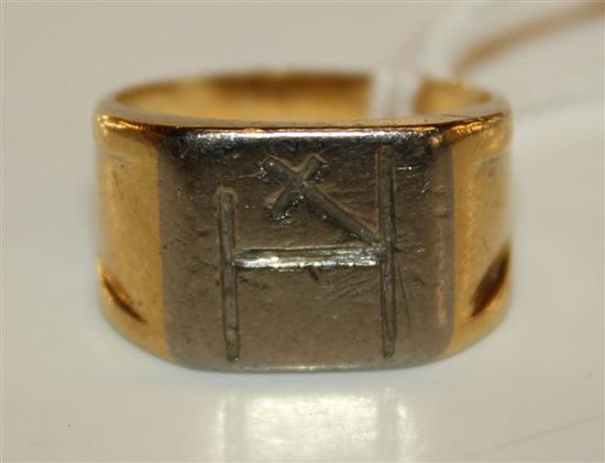 Gold signet ring